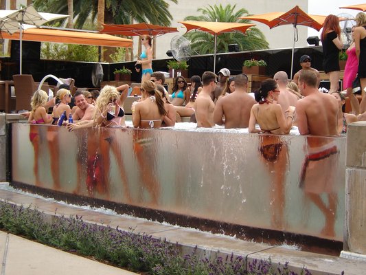 nude lounges in vegas node-positive breast cancer + survival rates